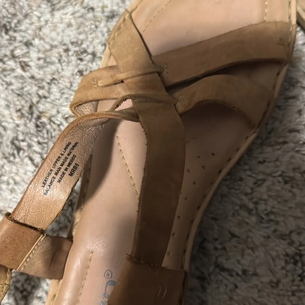 Born Tan Sandals with Ankle Strap and Comfort Footbed